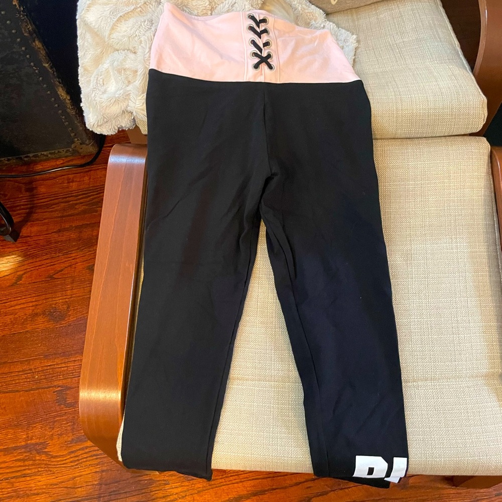 BRAND NEW Victoria’s Secret PINK Cotton Cropped Leggings